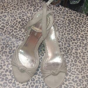 Naturalizer Beige Knotted Heels